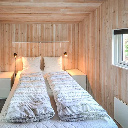 Beautiful In Glesborg With Sauna * Fjellerup Strand