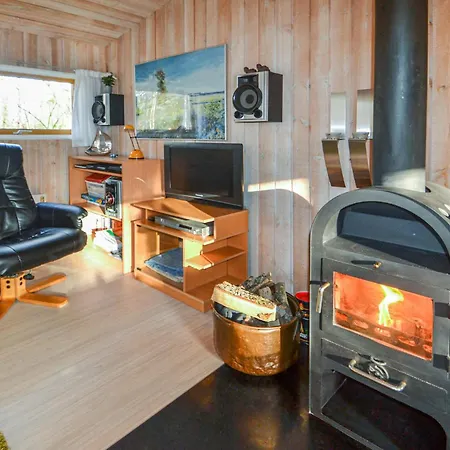 Beautiful In Glesborg With Sauna * Fjellerup Strand